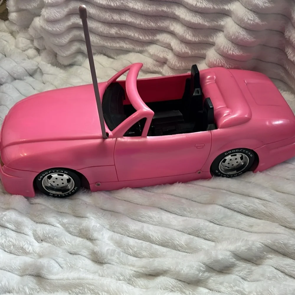 Vintage Barbie 1994 Meritus Remote Control Pink Convertible Car